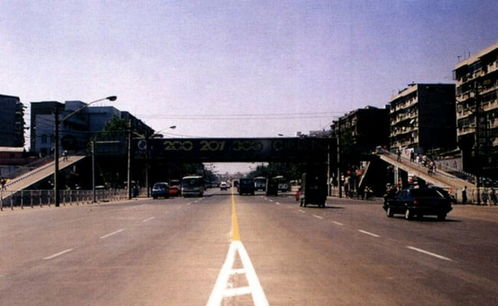重溫90年代武漢 舊時光里的街景與日用百貨